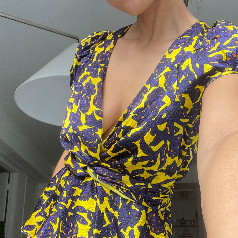 A.L.C. Aya Floral Silk Jacquard Twist-Front Top